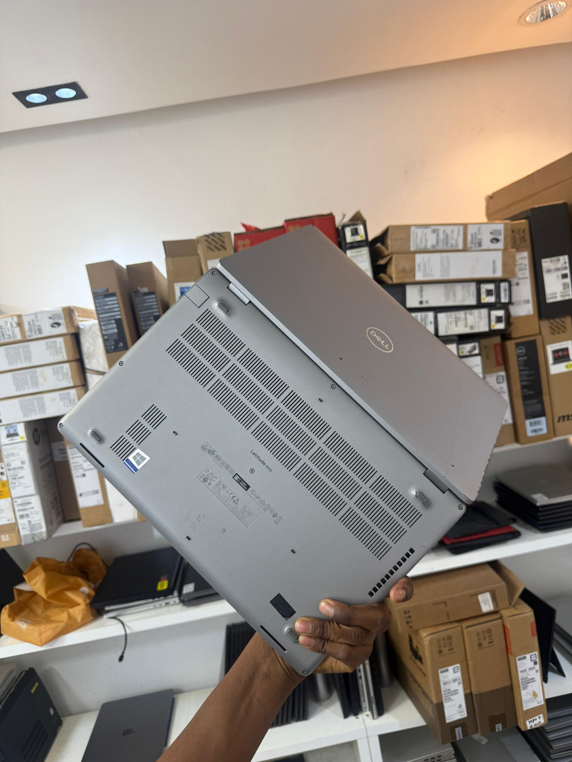 Dell Latitude 5510 - I5 10ème Génération, 16 Go RAM, 256 Go SSD, Win 11 Pro (occasion)